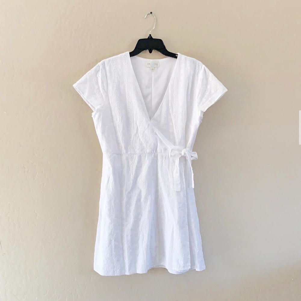 Jun‎ & Ivy White Eyelet Lace Dress